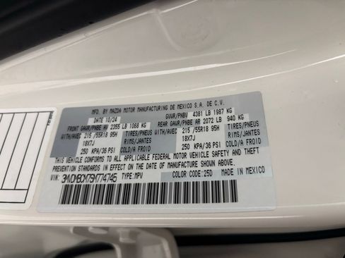 Certified 2025 MAZDA CX-30 AWD 2.5 S w/ Preferred Package image 28