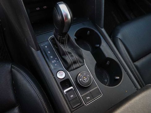 Used 2021 Volkswagen Atlas SE w/ Towing Package image 20