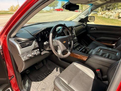 Used 2015 Chevrolet Tahoe LTZ AWD/4WD image 11