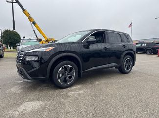 New 2026 Nissan Rogue SV w/ Cold Weather Package 360° Tour