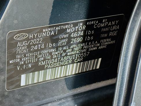 Used 2023 Genesis G70 2.0T w/ Sport Prestige Package image 12