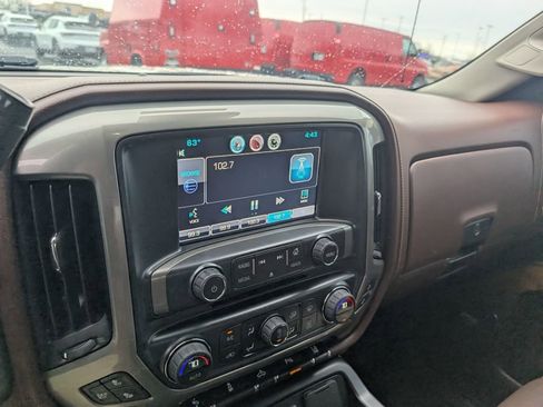 Used 2015 Chevrolet Silverado 1500 High Country w/ High Country Premium Package image 22