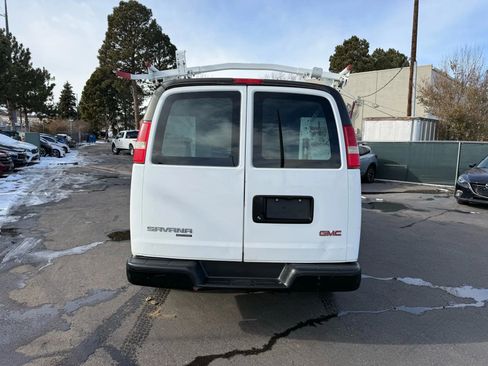 Used 2016 GMC Savana 2500 Van 3D image 6