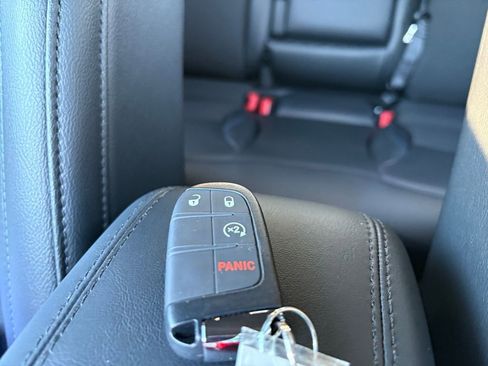 New 2026 Jeep Compass Latitude image 27