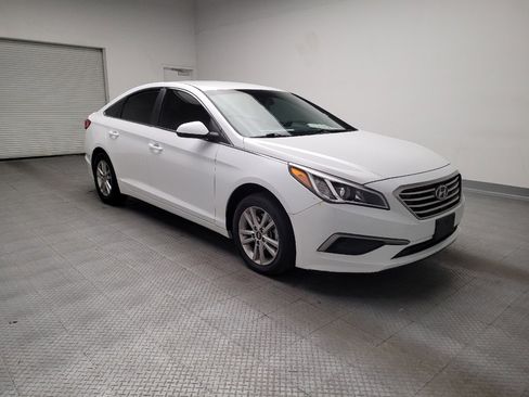 Used 2017 Hyundai Sonata SE FWD image 13