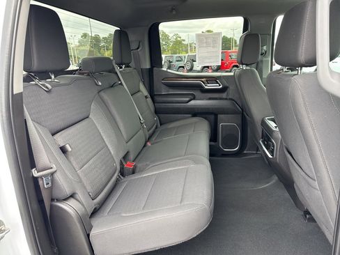 Used 2023 GMC Sierra 1500 Elevation image 18