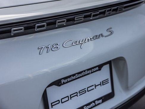 Certified 2017 Porsche 718 Cayman S image 28