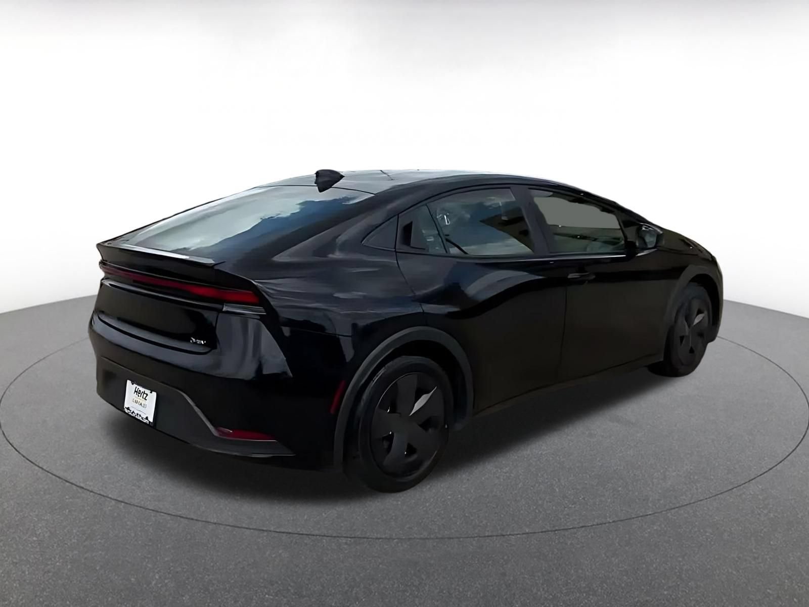 Used 2023 Toyota Prius LE FWD image 13