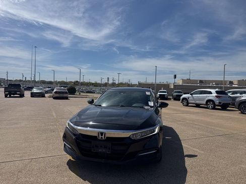 Used 2020 Honda Accord Hybrid image 6