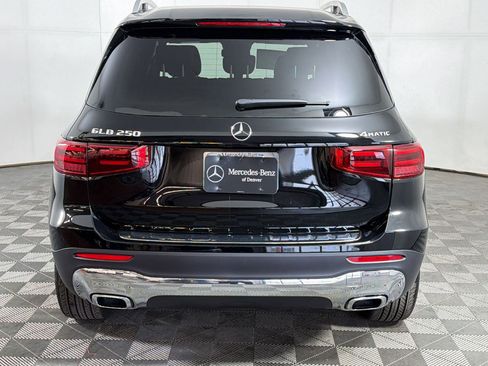Used 2026 Mercedes-Benz GLB 250 4MATIC image 10
