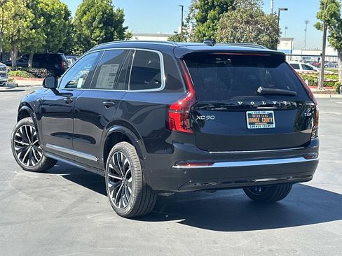 New 2026 Volvo XC90 T8 Plus AWD/4WD image 5