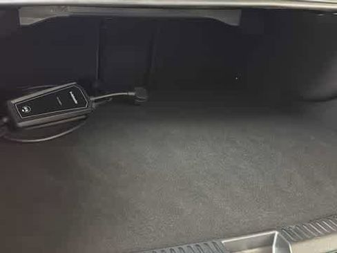 Used 2025 Mercedes-Benz E 53 AMG e 4MATIC Sedan image 30