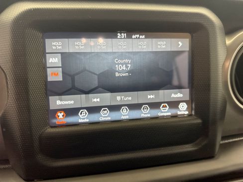 Used 2023 Jeep Wrangler Unlimited Sport AWD/4WD image 14