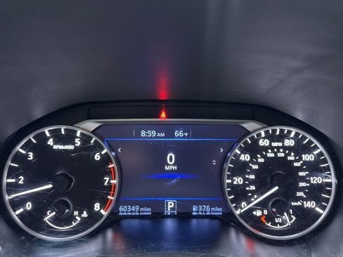 Used 2022 Nissan Altima 2.5 SV w/ SV Premium Package image 7