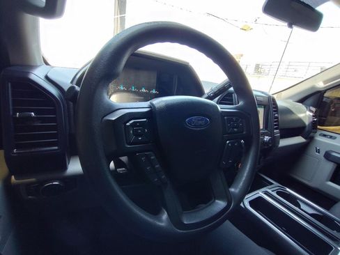 Used 2017 Ford F150 XL w/ Equipment Group 101A Mid AWD/4WD image 18