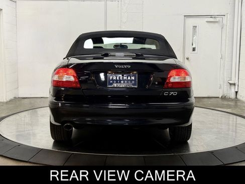 Used 2004 Volvo C70 HT FWD image 7