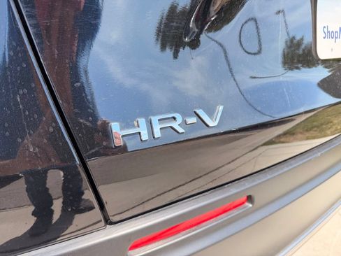 Used 2024 Honda HR-V Sport image 32