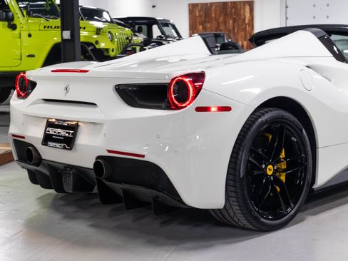 Used 2016 Ferrari 488 Spider RWD image 72