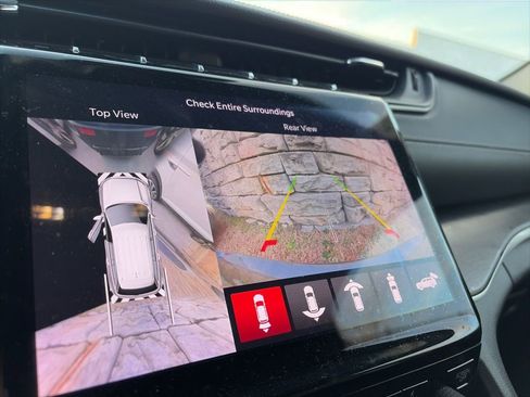 Used 2024 Jeep Grand Cherokee L Limited w/ Luxury Tech Group II image 12