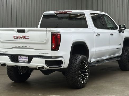 Used 2026 GMC Sierra 1500 Denali AWD/4WD image 5