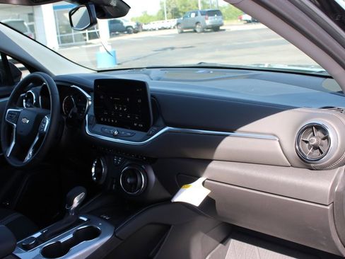New 2026 Chevrolet Blazer LT w/ Convenience Package FWD image 28