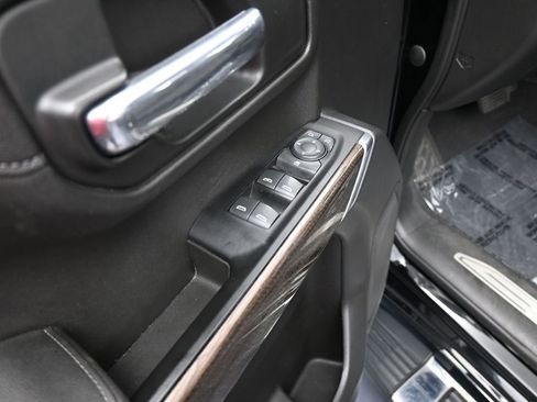 Used 2019 Chevrolet Silverado 1500 RST w/ All-Star Edition image 13