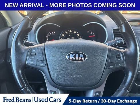 Used 2014 Kia Sorento EX image 11