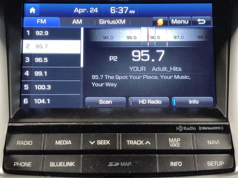 Used 2016 Hyundai Tucson Limited w/ Option Group 03 FWD image 25