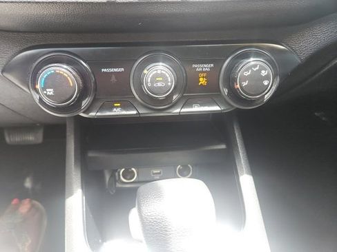 Used 2022 Kia Forte LXS FWD image 20