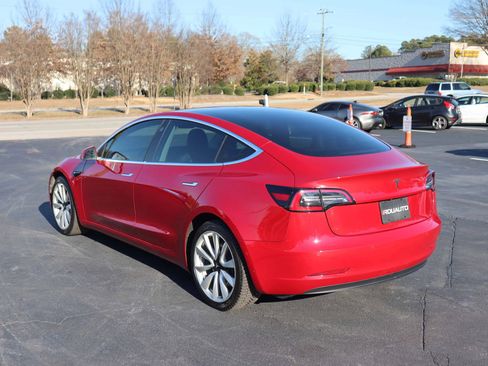 Used 2018 Tesla Model 3 Long Range image 9