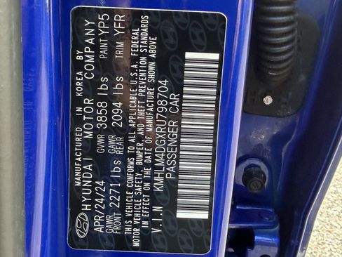 Certified 2024 Hyundai Elantra SEL FWD image 31