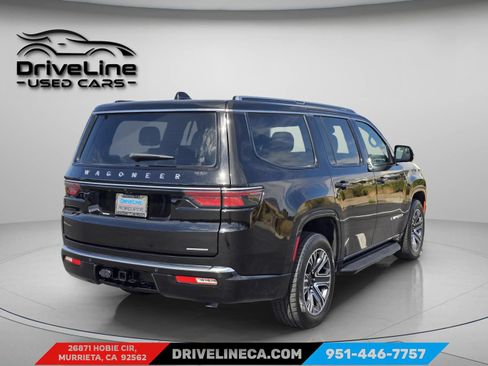Used 2024 Jeep Wagoneer Series II w/ Flexible Seating Group RWD image 6