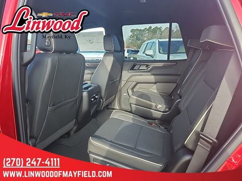 New 2026 GMC Yukon Elevation image 12