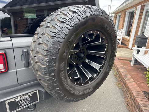 Used 2021 Jeep Wrangler Unlimited Sport AWD/4WD image 45
