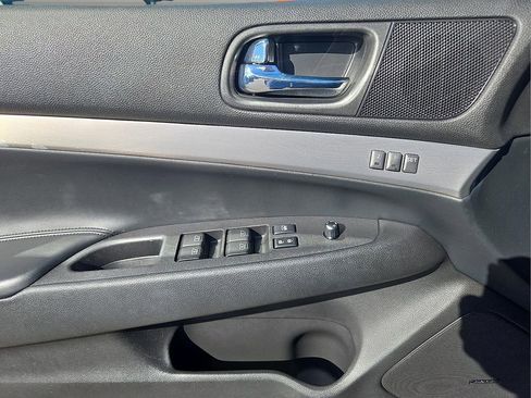 Used 2012 INFINITI G37 x w/ Premium Pkg image 14