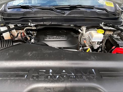 Used 2024 RAM 2500 Big Horn image 27