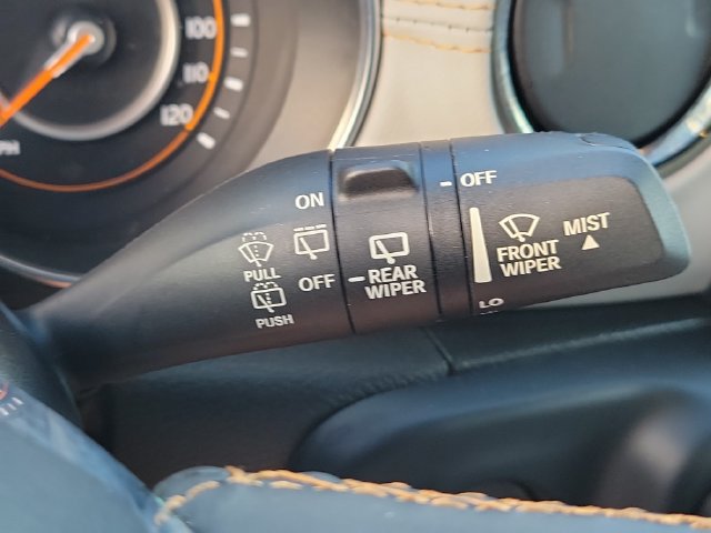 Used 2022 Jeep Wrangler Unlimited Sahara AWD/4WD image 39