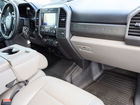 Used 2021 Ford F250 XL w/ STX Appearance Package AWD/4WD image 28