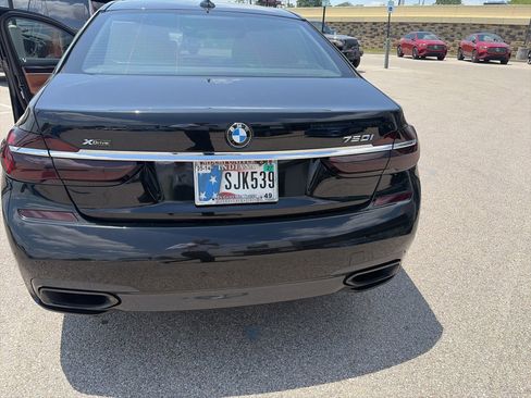 Used 2017 BMW 750i xDrive AWD/4WD image 13