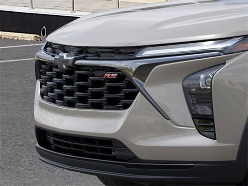 New 2026 Chevrolet Trax RS w/ Sunroof Package FWD image 13