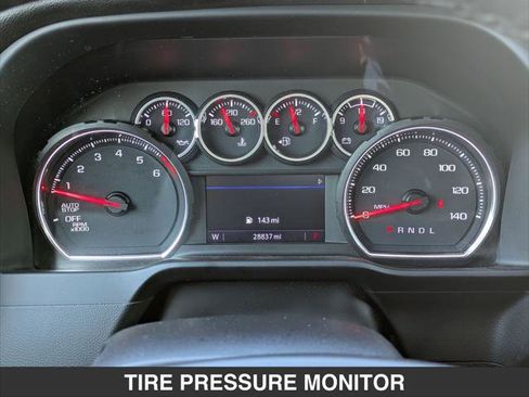 Used 2021 Chevrolet Silverado 1500 LT RWD image 12