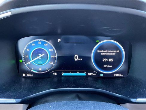 Used 2023 Hyundai Santa Fe SEL Premium image 11