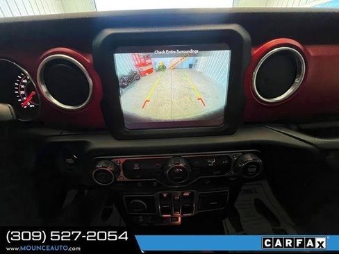 Used 2018 Jeep Wrangler Unlimited Rubicon AWD/4WD image 19
