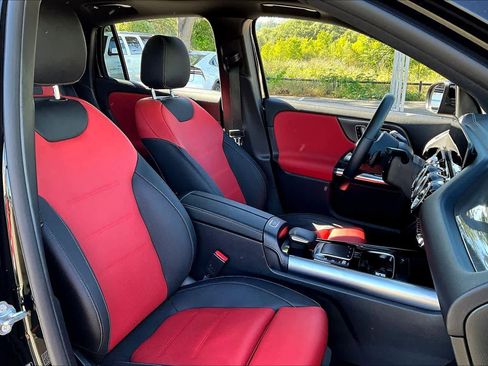 Used 2022 Mercedes-Benz GLA 250 4MATIC image 8