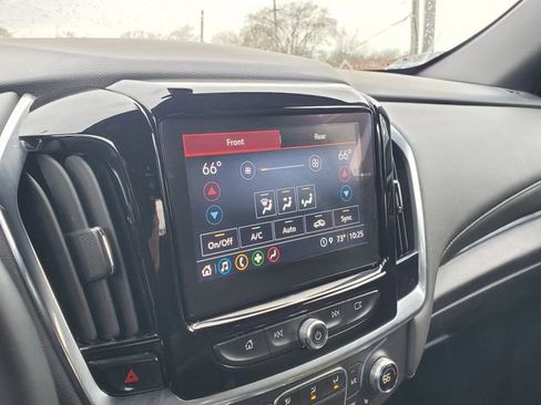Certified 2023 Chevrolet Traverse LT image 30