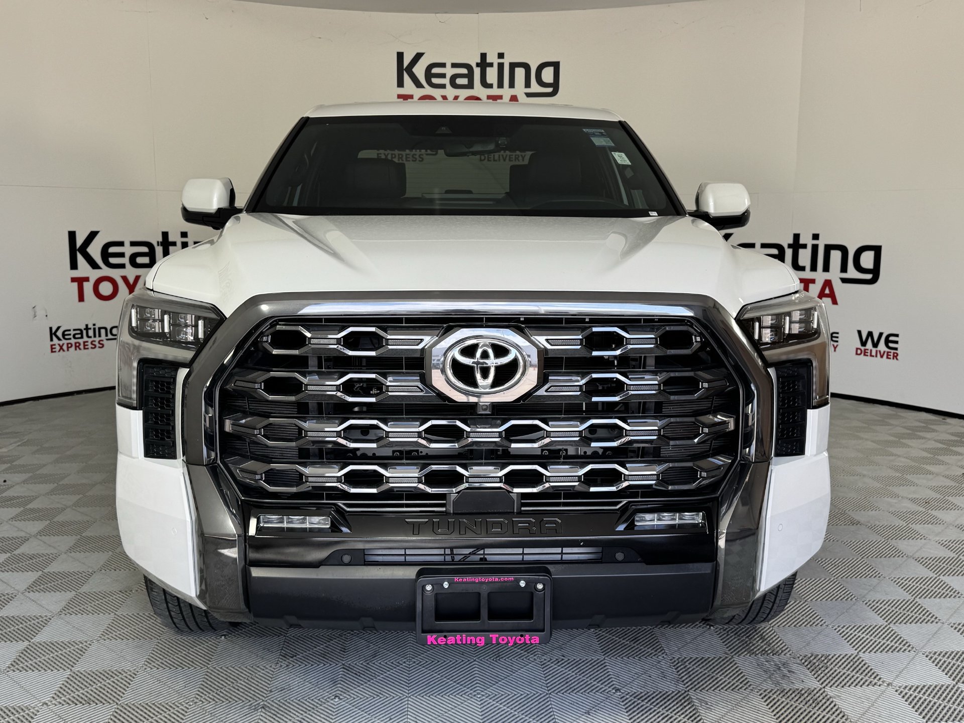 Used 2024 Toyota Tundra Platinum AWD/4WD image 10