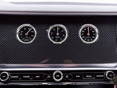 Used 2024 Bentley Continental GT AWD/4WD image 73
