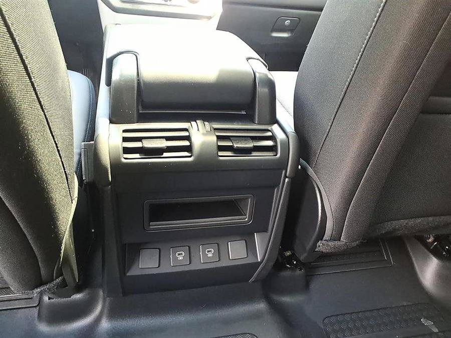 Used 2025 Land Rover Defender 110 S AWD/4WD image 13