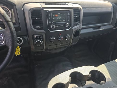 Used 2018 RAM 1500 Tradesman w/ Popular Equipment Group RWD image 10