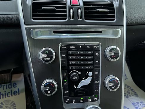 Used 2016 Volvo XC60 T6 Platinum w/ Climate Package FWD image 24